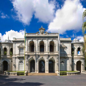Fachada do Palácio da Liberdade.