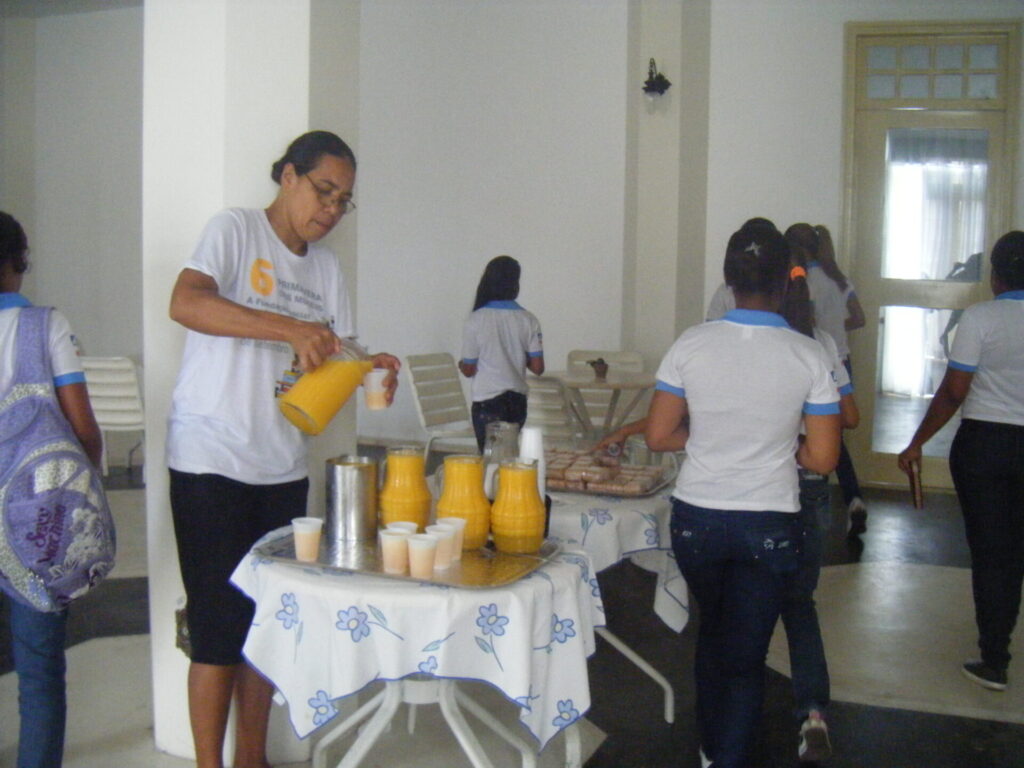 Lanche para os participantes das ações educativas