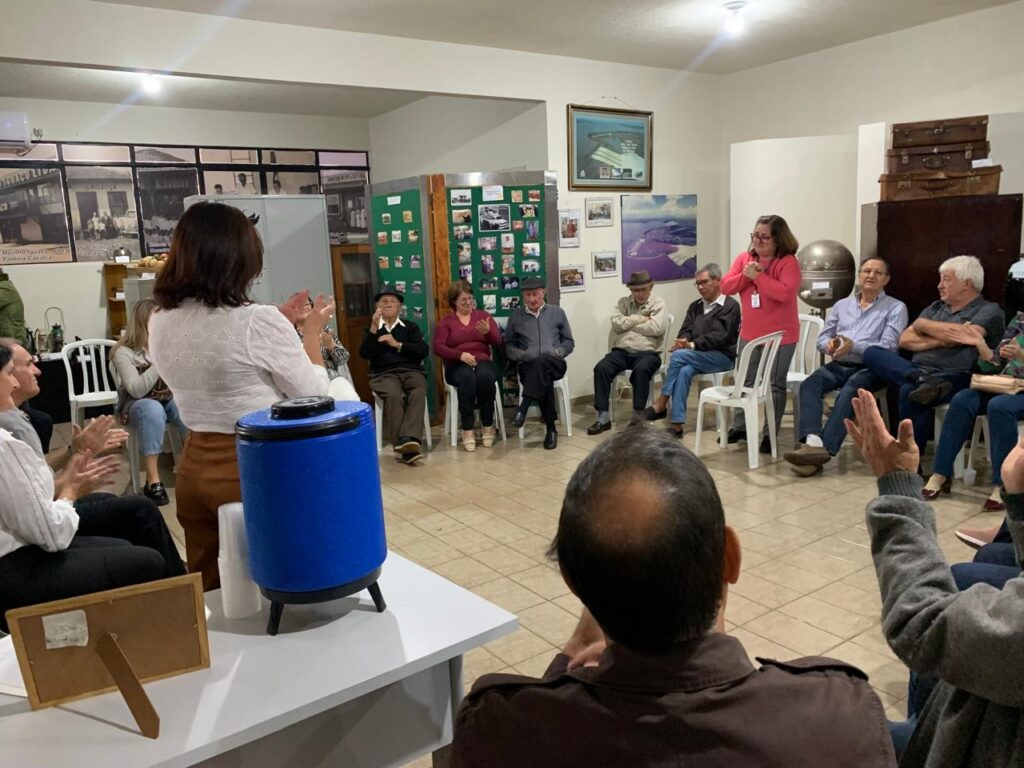 Roda de conversa e um café delicioso com alguns de nossos pioneiros de São Sâo Miguel do Iguaçu em comemoração ao dia do Pioneiro.