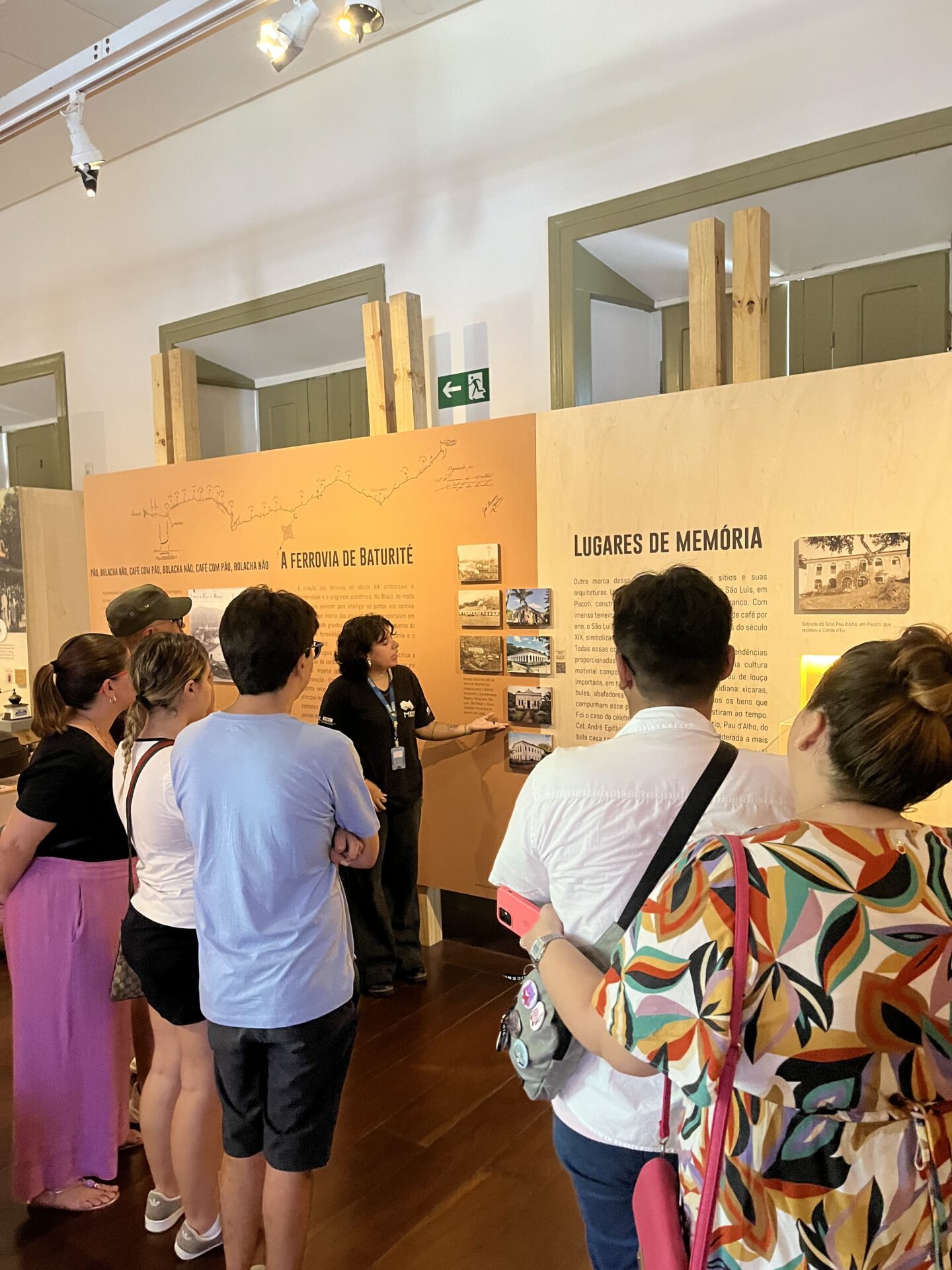 Visita Mediada na exposição da exposição "Caminhos do Café no Ceará"