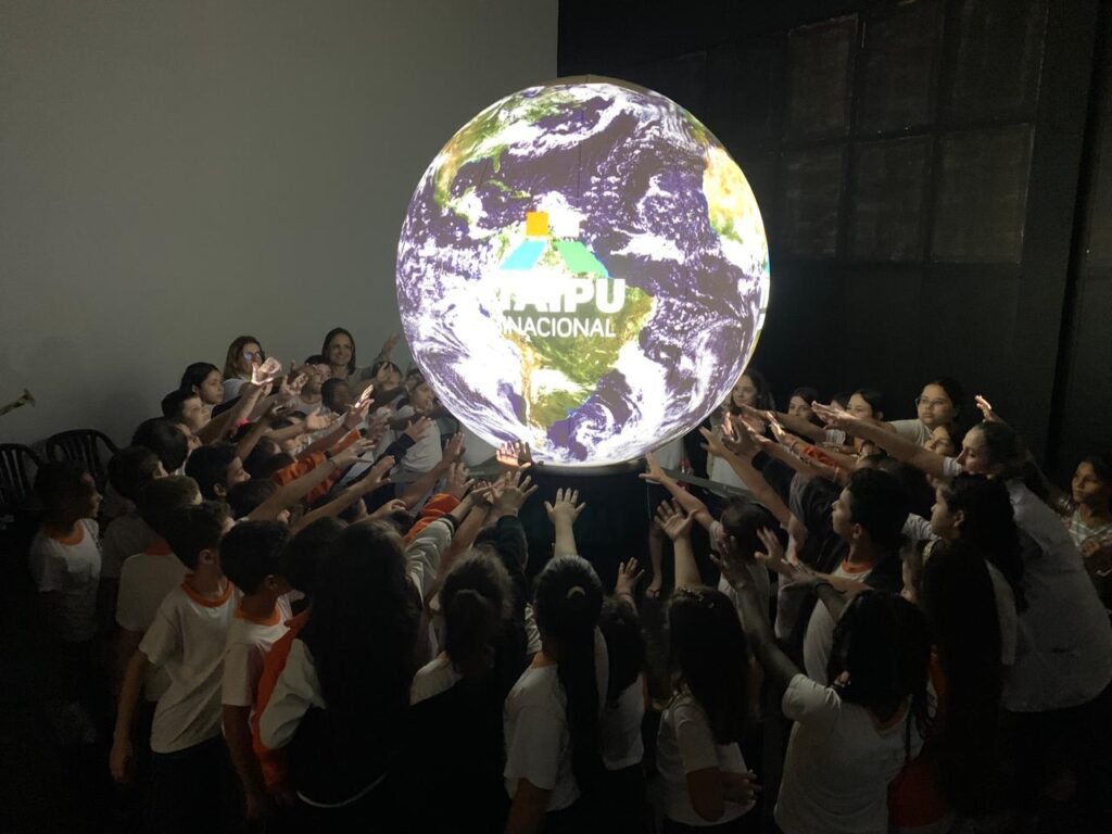 Ciência na Esfera - alunos da Escola Municipal Serafim Machado