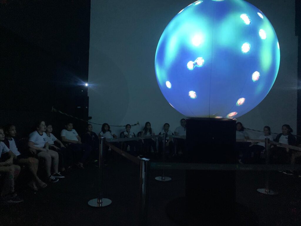 Ciência na Esfera - alunos da Escola Municipal Vitorino Barbiero