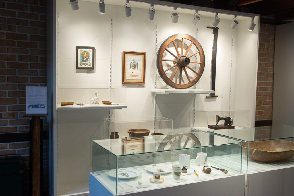 Exposição temporária "Do outro lado do oceano: os 150 anos da grande imigração italiana em Santa Catarina".